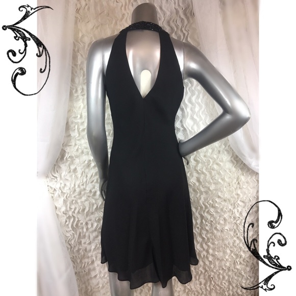 CACHET | Beaded V Neck Black Cocktail Dress - Picture 6 of 8